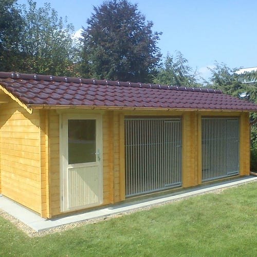 Hundezwinger Bielefeld mit zwei Boxen