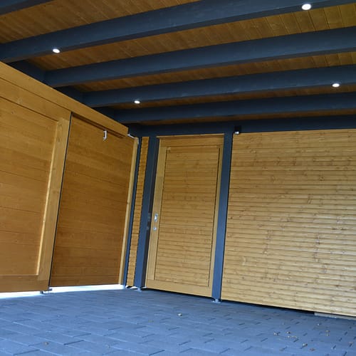 Carport-mit-Abstellraum-und-LED-Beleuchtung-in-Oelde